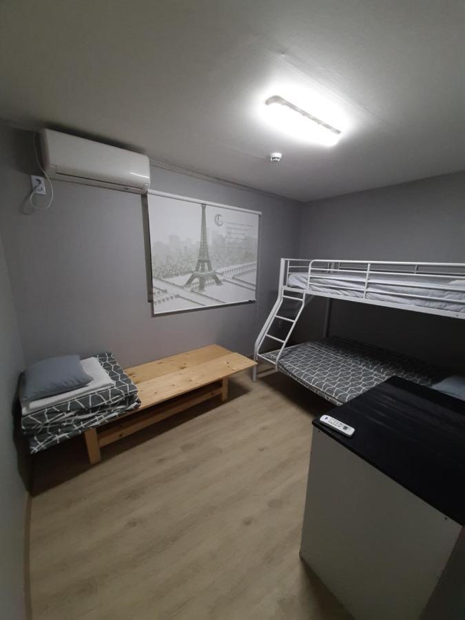 Haeundae Native Guesthouse Busan Bagian luar foto